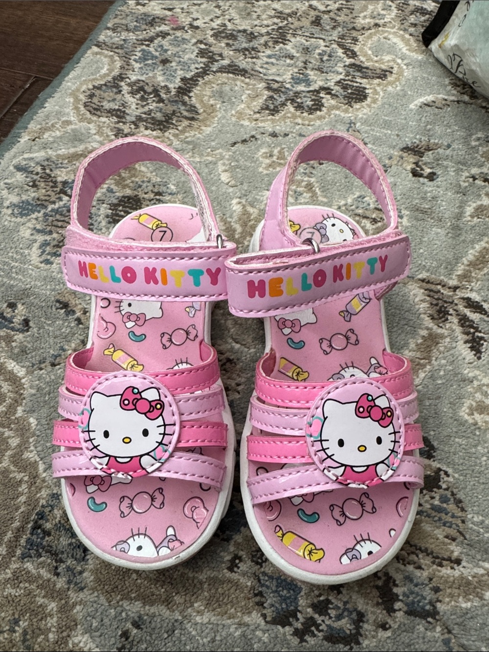 Hello Kitty Pink Strappy Girls' Sandals that Light up